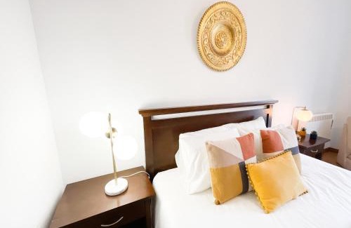 Sacramento Apartment | Stunning Luxury Apartment in Chiado 1BR