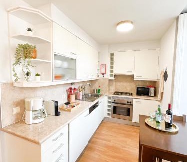 Sacramento Apartment | Stunning Luxury Apartment in Chiado 1BR