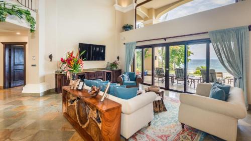 Playa Flamingo House | Beachfront Flamingo Mansion with Ocean Views & Family-Friendly Amenities