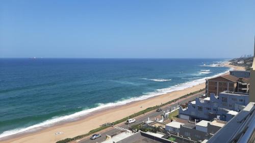 Umdloti Apartment | Stunning Luxury Penthouse at 30 Degrees, Umdloti Beachfront