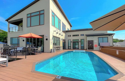 Piney Point House | Beach House Retreat on the Potomac River - 10/10 Rated Stay