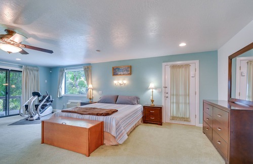 Medford House | Scenic Medford Getaway with Pool and Panoramic Views