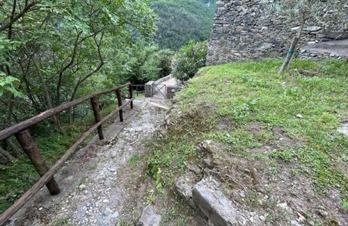 Colletta House | Enchanting Medieval Retreat Amidst Majestic Mountains