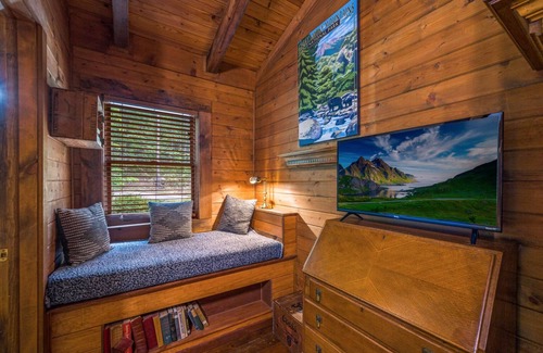 Sevierville Cabin | Mountain View Cabin with Hot Tub & Hiking Trails Await!