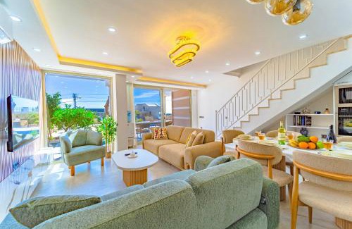 Kalkan House | Stunning Modern Duplex Apartment in Central Kalkan