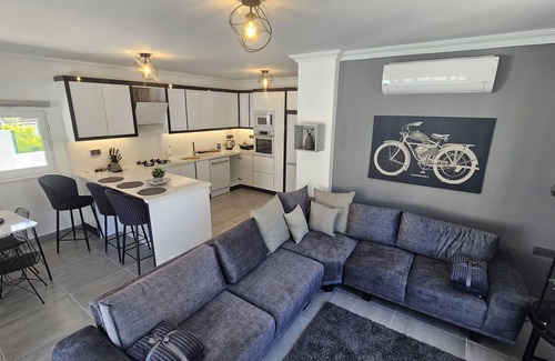 Dalyan Villa | Modern Villa Escape with Private Pool & Hot Tub, 10/10 Rated
