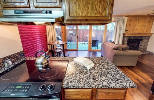 Incline Village Resort | Scenic Mountain Views & Private Room at Ideal Location