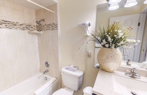 Incline Village Resort | Scenic Mountain Views & Private Room at Ideal Location