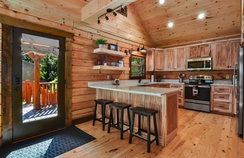 Walnut Mountain Cabin | Inviting Mountain Retreat with Hot Tub & Game Room