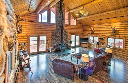 Philipsburg House | Scenic Mountain-View Ranch with Hot Tub & Family-Friendly Amenities