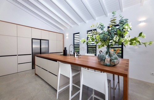 St. Marie Villa | Modern Villa with Ocean Views near Beaches and Dining