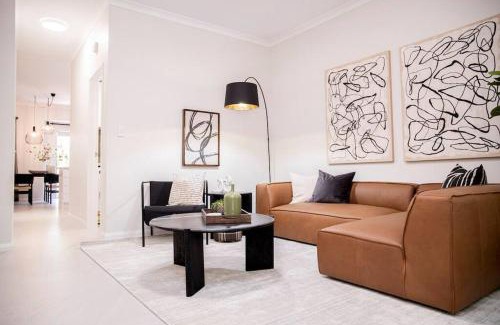 Northbridge House | Elegant Northbridge Townhouse with Off-Street Parking