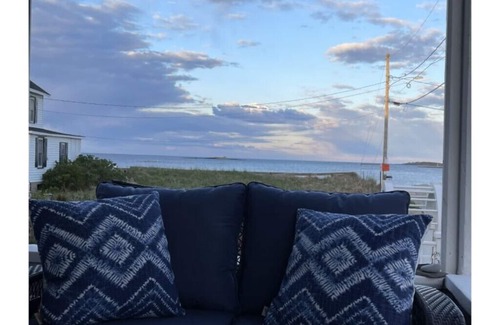 Camp Ellis House | Oceanfront Oasis with Private Yard & Beach Access