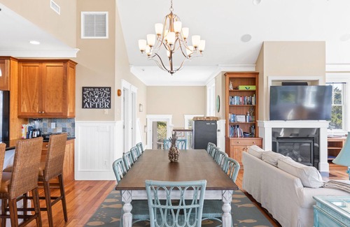 Bald Head Island House | Oceanfront Retreat with Hot Tub & Pet-Friendly Perks