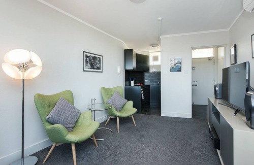 Maroubra Apartment | Oceanfront Retreat: H324 with Breathtaking Views