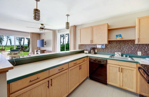 Kapaa Condo | Ocean View Condo with Pool & Spa at Pono Kai Resort