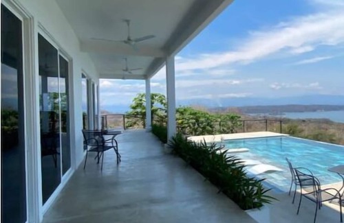 Paquera Villa | Stunning ocean view Villa Blanca