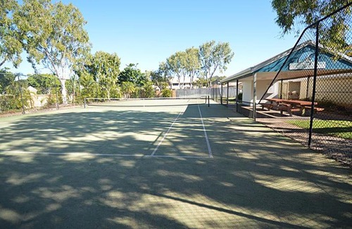 Urangan Apartment | Experience Breathtaking Ocean Views at Our 4-Star Retreat