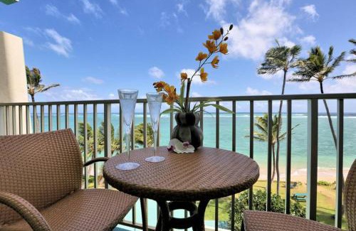 Punaluu Apartment | Oceanfront Condos with Pool and Beach in Punaluu, Oahu