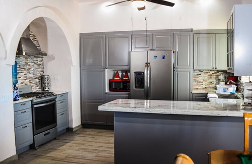 Las Conchas House | Beach Casa de los Abuelos: Kids Welcome, Oceanfront Retreat