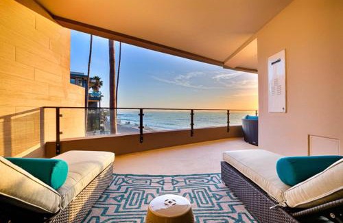 Beach Barber Tract Apartment | Coastal Retreat at Windansea Beach with Ocean Views