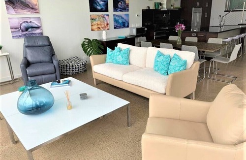 Lihue House | Oceanfront Haven at Kalapaki Bay - Guest Rated 10/10