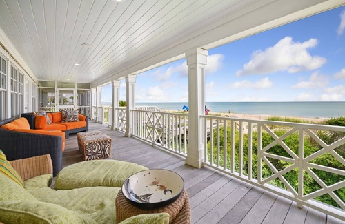 Debordieu Colony House | Oceanfront Beach House: Nature's Beauty & Top 10/10 Rated