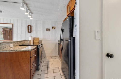 Punaluu Condo | Oceanview Condo on Oahu: Perfect for Families & Breakfast!