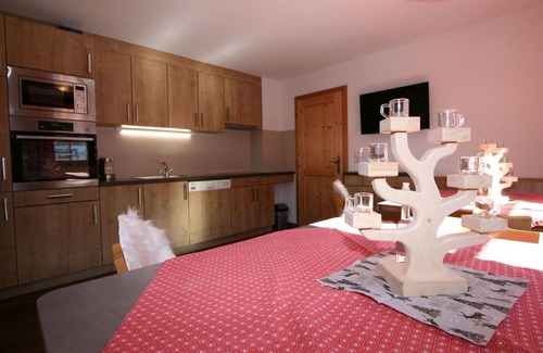 Ramsau im Zillertal House | Inviting Private Villa for 12 with Free WiFi and Pet Friendly