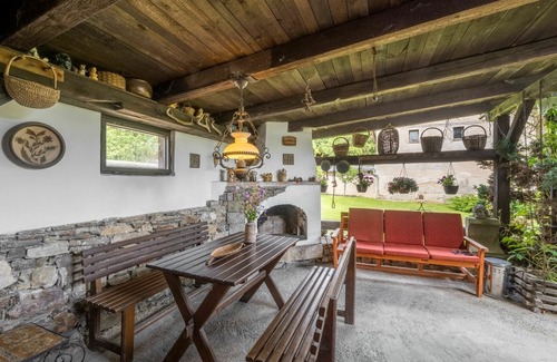 Bela nad Radbuzou Villa | Exceptional Private Villa for 6 with Lake View & Pets Welcome