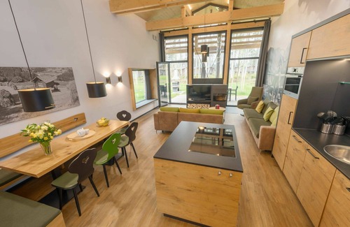 Leutkirch im Allgau House | Inviting Villa for 8 with Hot Tub, Pool & WiFi Access