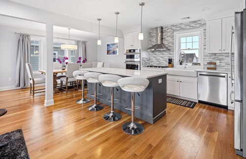 Point Pleasant Beach House | Oceanfront Point Pleasant Beach Home with Pool & Views
