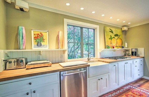 Pawling House | Premier Pawling Retreat with Ponds, Waterfall & Spa