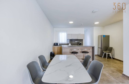 Bugibba Apartment | Stunning Penthouse with Large Terrace in St Pauls
