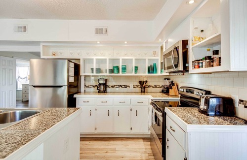 Bayou Grande Villa House | Inviting Pensacola Home with Spa, 8 Mi to Downtown!