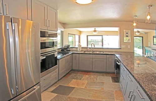 Tucson House | Inviting Poolside Retreat with Big Views & Pet-Friendly Perks