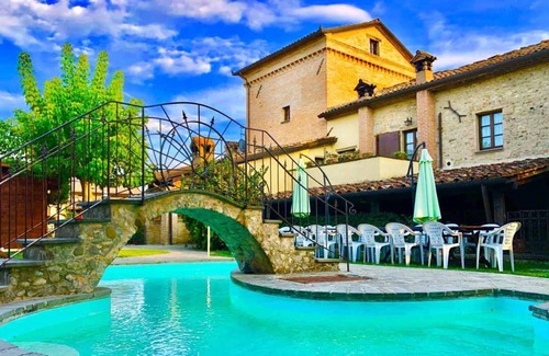Piosina Villa | Inviting Villa with Hot Tub, Private Pool & Panoramic Views