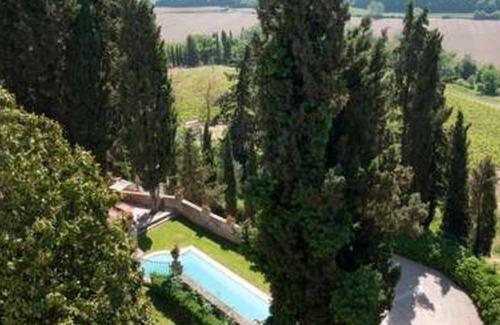 Castelfiorentino Villa | Indulge in a Private Villa with Pool & Hot Tub near San Gimignano