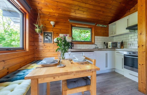 Brazzacott House | Stunning private villa for 2 guests with hot tub, WIFI, TV, terrace, pets allowed and panoramic .