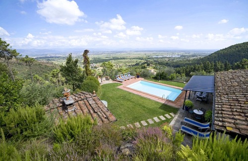 SantʼAndrea di Compito Villa | Private Villa with Pool & Panoramic Views near Lucca