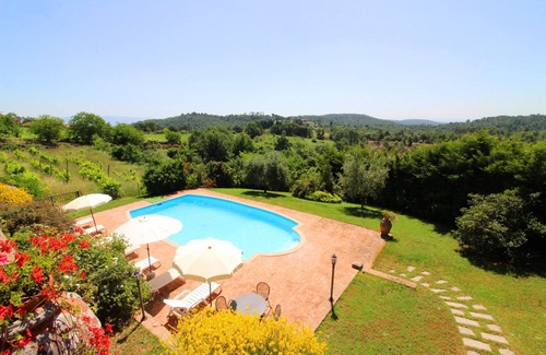 Monte San Savino Villa | Ideal Villa for 10 with Private Pool, Pets Welcome & WiFi