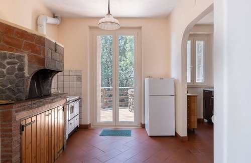 Linguaglossa Villa | Private Villa for 8 with Ocean View & Family-Friendly Amenities