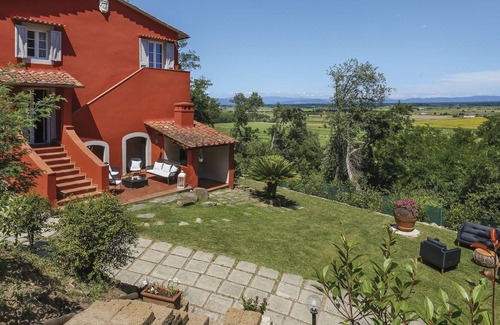 Cascine-La Croce House | Stunning private villa with private pool, WIFI, A/C, TV, patio, pets allowed and parking