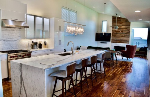 Austin House | Private Mid-Century Home in East Austin - Rated 10/10 by Guests
