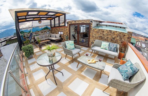 Cuenca Condo | Exclusive Rooftop Terrace with Historic Cuenca Views