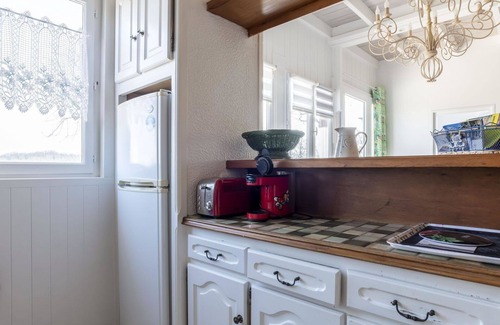 Loupiac House | Elegant Private Villa with Pool, A/C, and Panoramic Views