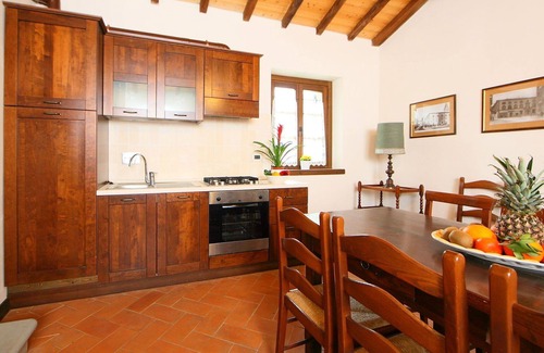 Sansepolcro Villa | Private Villa with Pool, Hot Tub & Pet-Friendly Amenities
