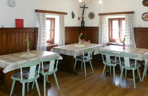 Sankt Veit im Pongau Villa | Stunning private villa for 15 guests with WIFI, TV, terrace and parking