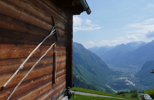 Malvaglia-dagro House | Cozy Villa for 6 with Panoramic Views & Pet-Friendly Options
