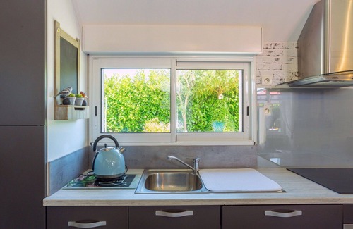 Champeaux House | Cozy Private Villa with Ocean View and Terrace for 4 Guests